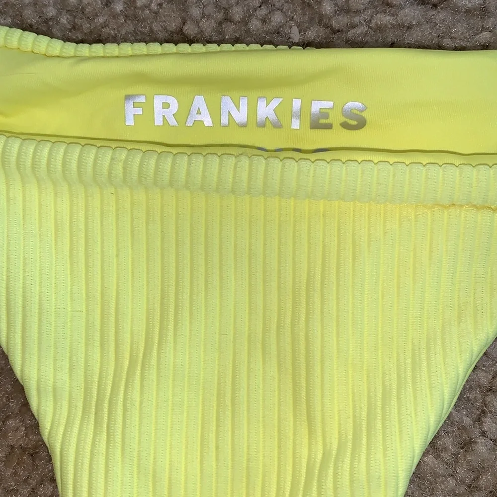 FRANKIES Neon Yellow Bikini Bottoms Size M